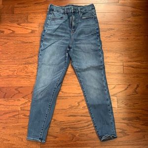 American eagle jeans.
